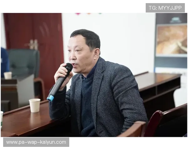 世界举重科研中心开展基层教练员培训巡讲